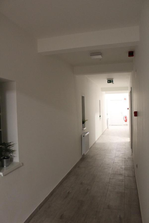 Czermann Holiday Inn Oroszlany Luaran gambar